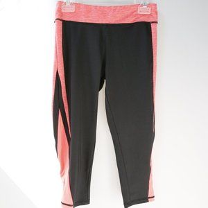 Pink Buoy - Cropped Athletic Leggings